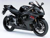 Мотоциклы: СВR 600 rr vs GSX 600 r