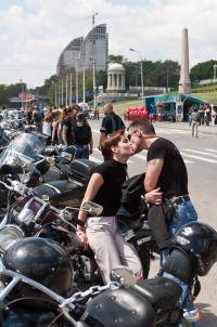 Мотоциклы: Любовь к байкеру
